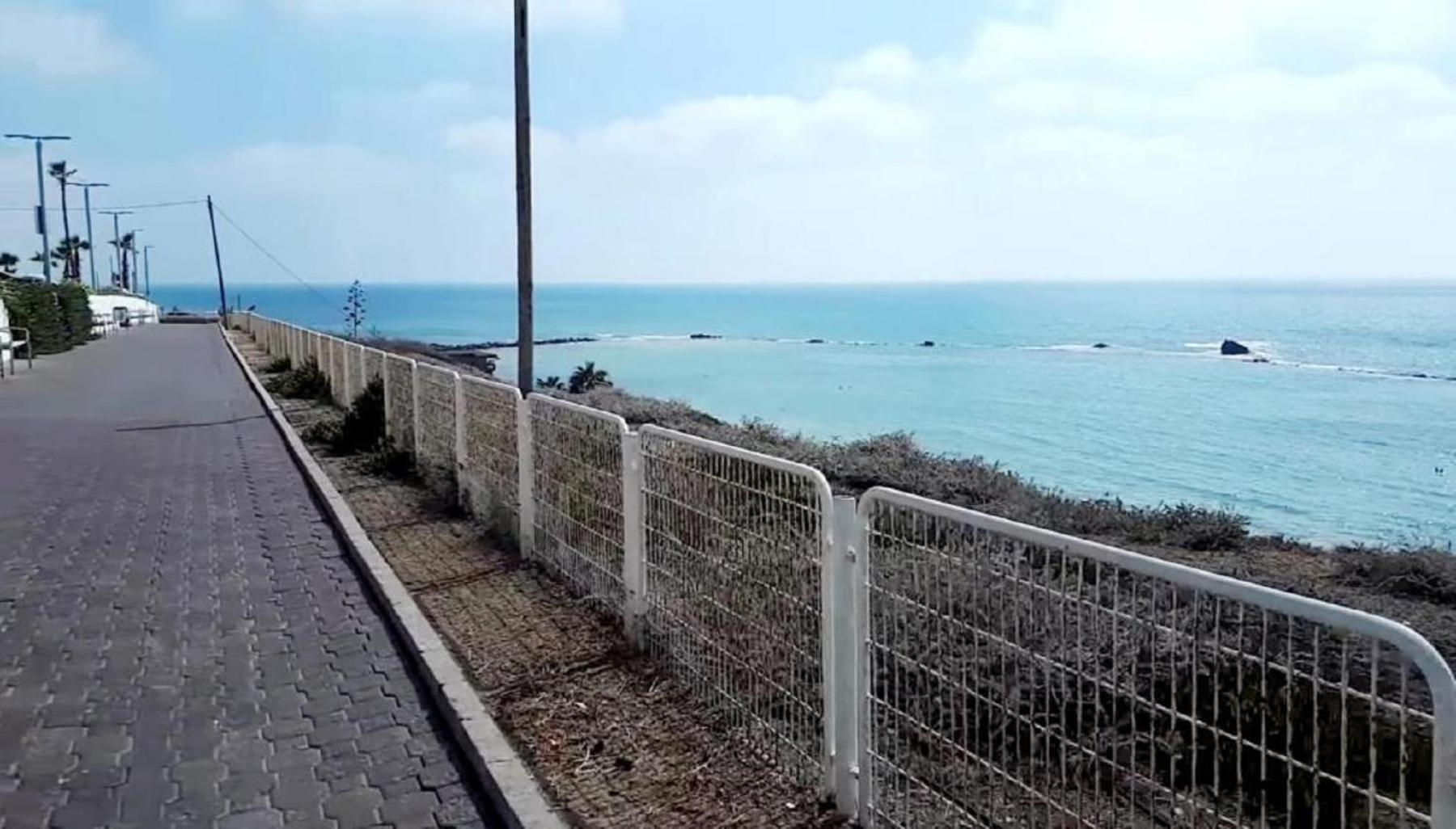 Motel Hofim Bat Yam Exterior foto