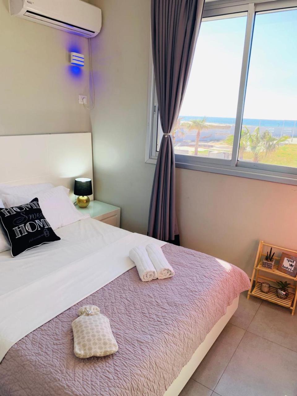 Motel Hofim Bat Yam Exterior foto